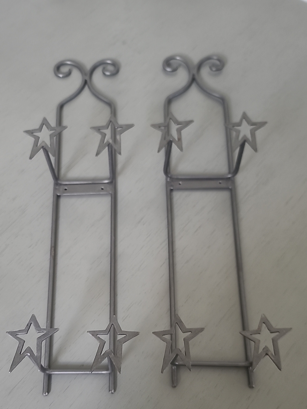 Set Of 2 Metal Decorative Star Accent Wall Hooks in Silver - Home Wall Decor